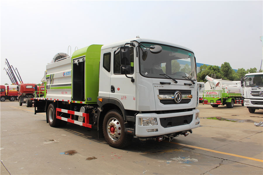 國六東風(fēng)多利卡D9多功能抑塵車
